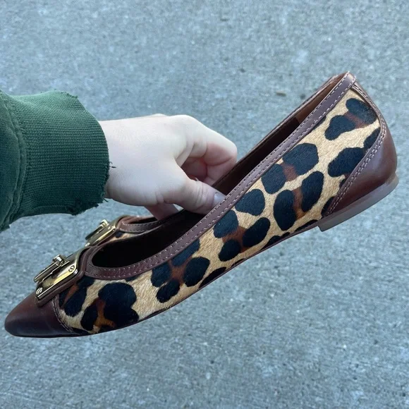 Tory Burch Leopard Print Flats with Gold Accents - Picture 7 of 10